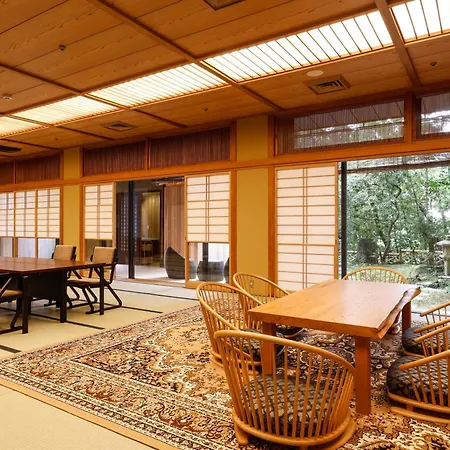 Hotel Ginsuisou Choraku Kōbe Exterior foto