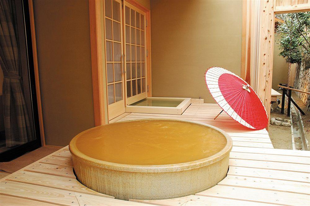 Ryokan Ginsuisou Choraku 3*